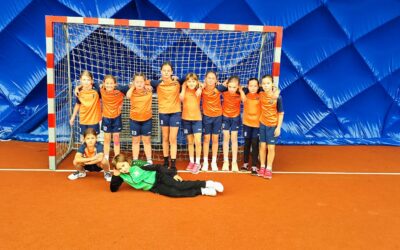 Minižákyně HK Ivančice sbíraly zkušenosti na Astra Cupu v Praze